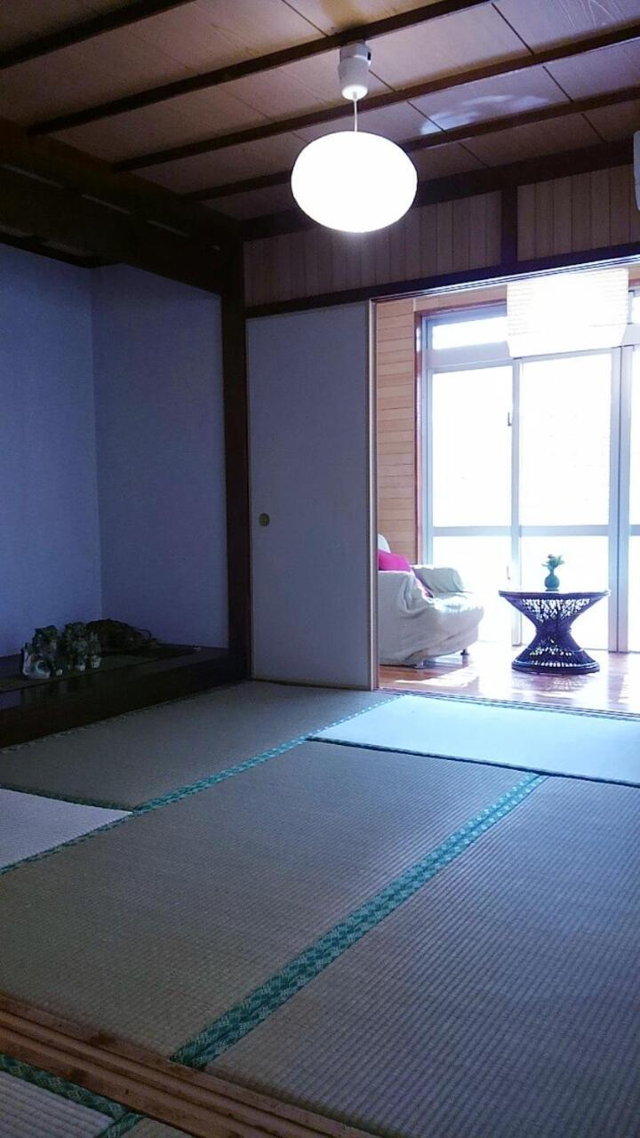 石垣島 一棟貸切りのお宿 ちゅら赤瓦 Ishigaki  Exterior photo
